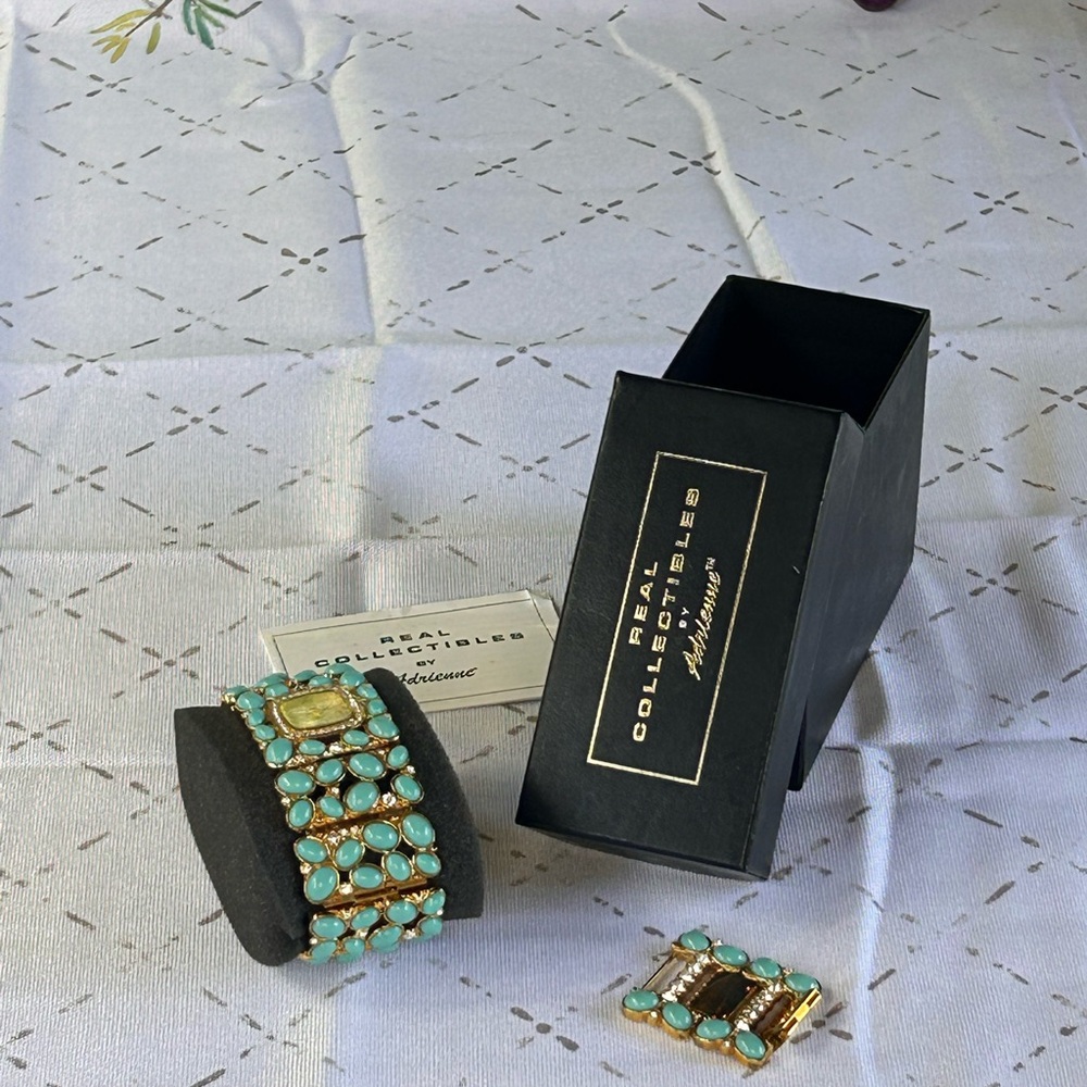 Adrienne Aqua and Gold Bracelet - Picture 6 of 6